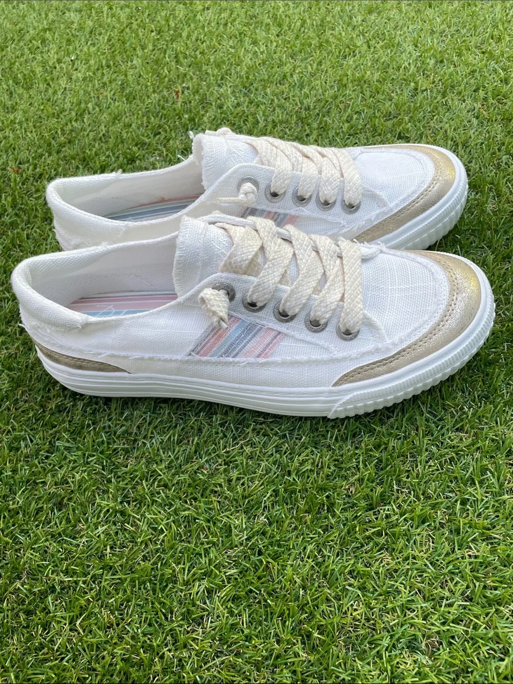 Light Cream Canvas Blowfish Malibu with Subtle Metallic Trim